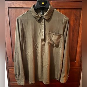 Olive green 1/4 button, pull over, collared blouse